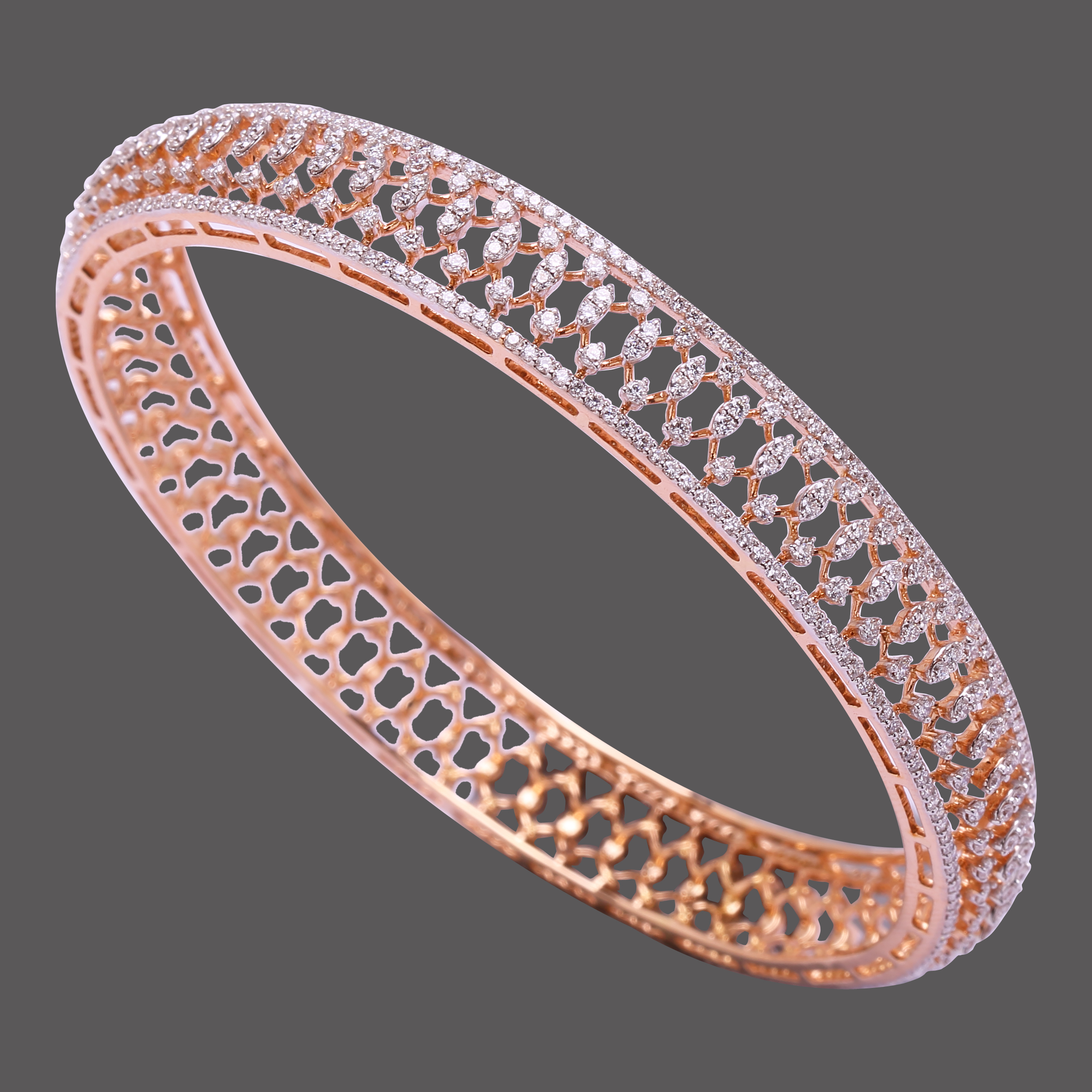 Elegant Diamond Bangle Elegant Diamond Bangle