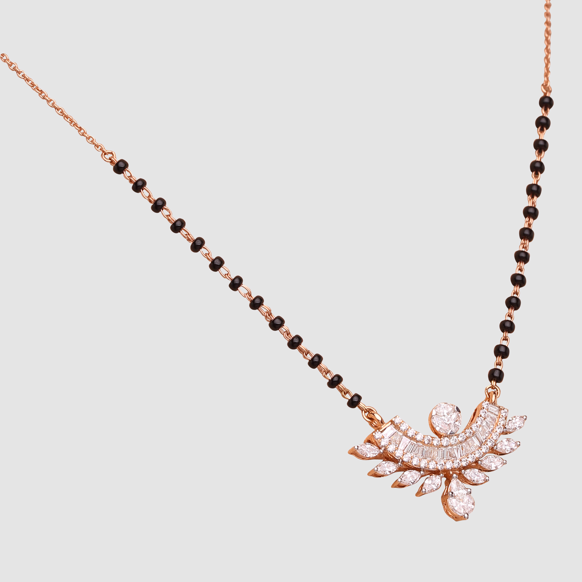 Luxurious Diamond Pendant Luxurious Diamond Pendant