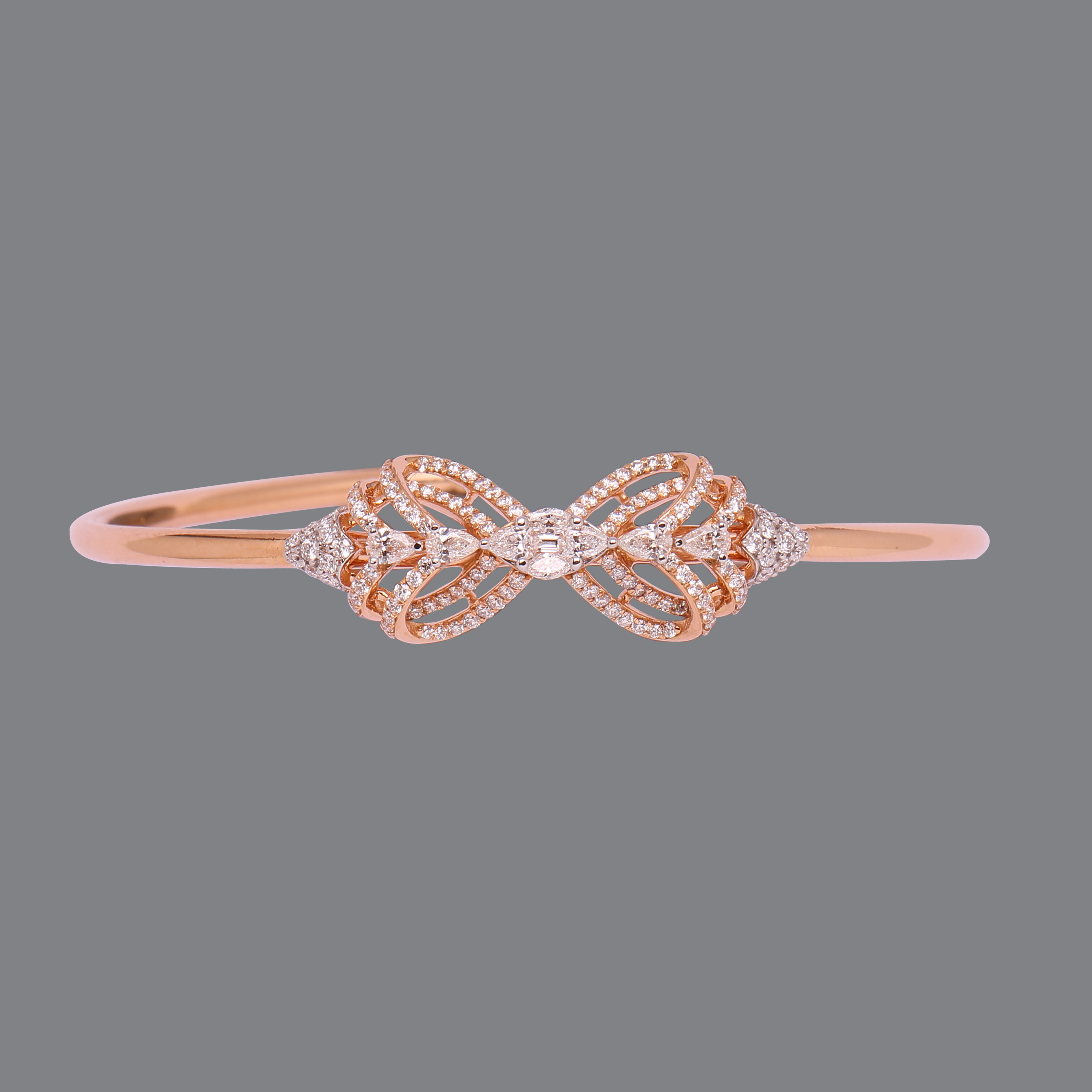 The Curved Layers Diamond Bracelet The Curved Layers Diamond Bracelet