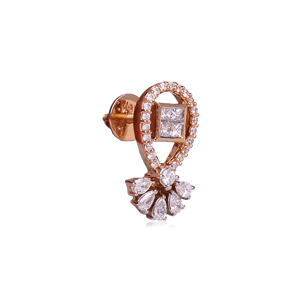Fashionable Diamond Studs Fashionable Diamond Studs