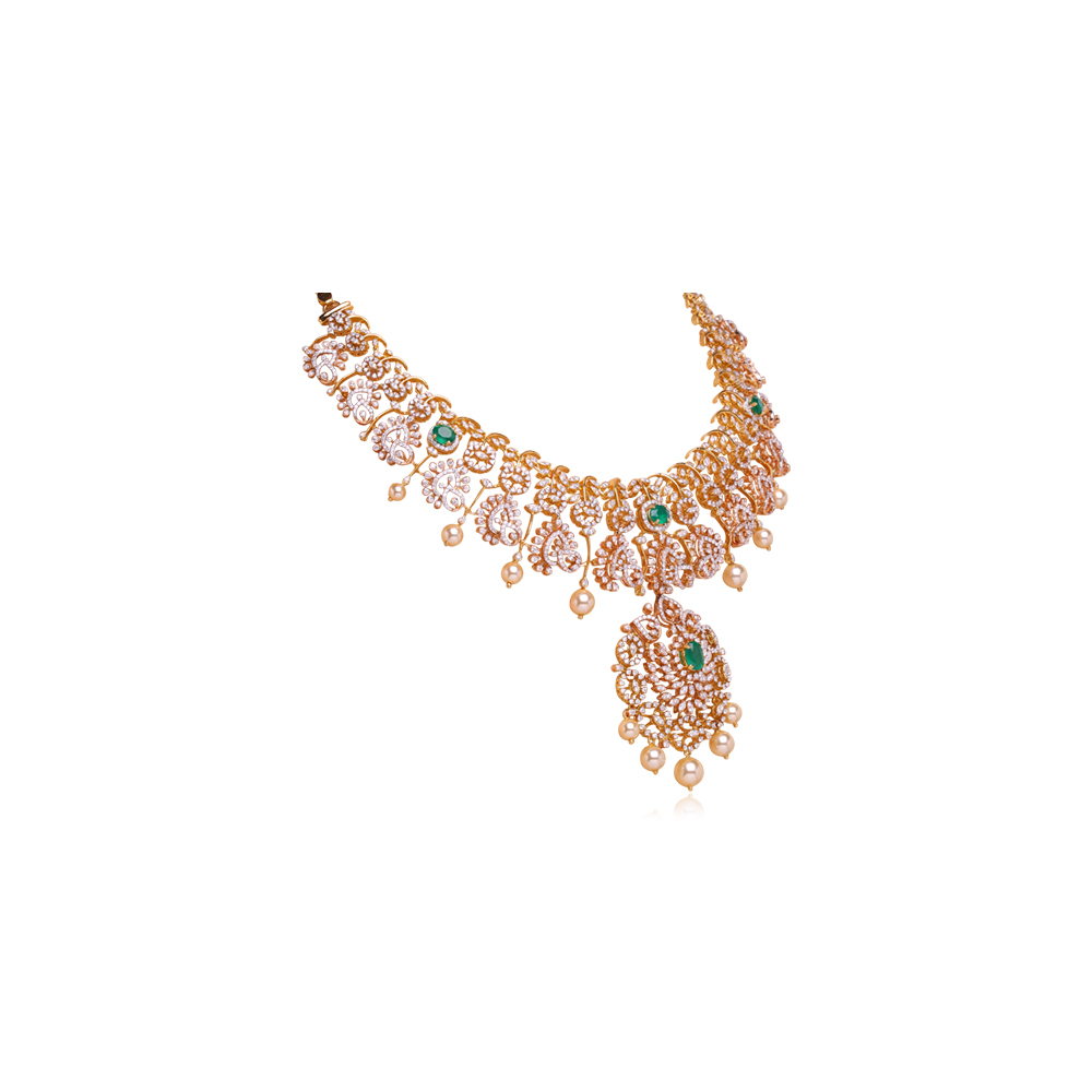 Dazzling Emerald Diamond Necklace Dazzling Emerald Diamond Necklace