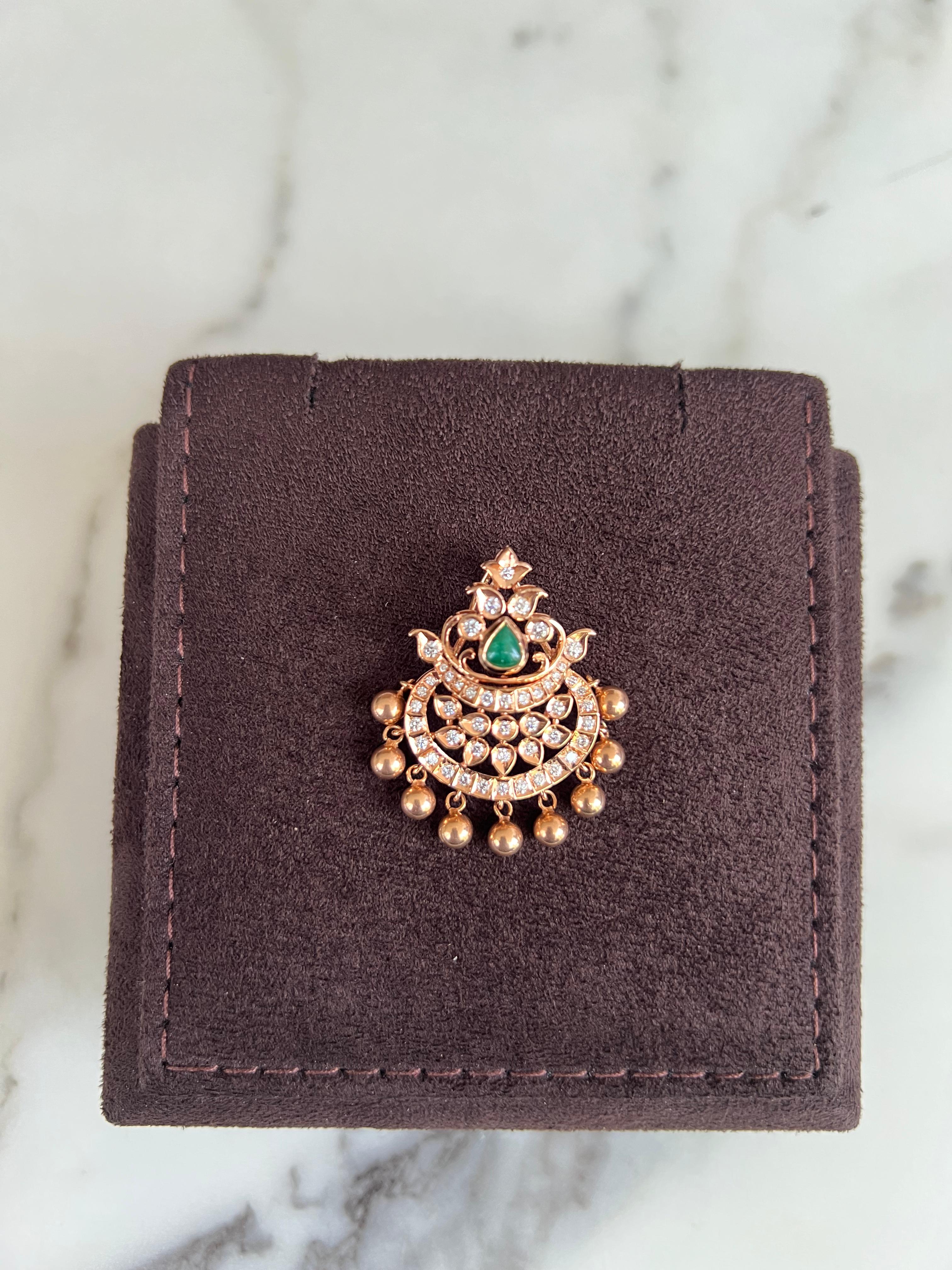 Beautiful Diamond Pendant with Zambian Emerald