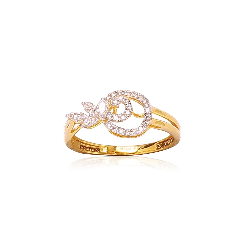 Spiralled Diamond Ring Spiralled Diamond Ring