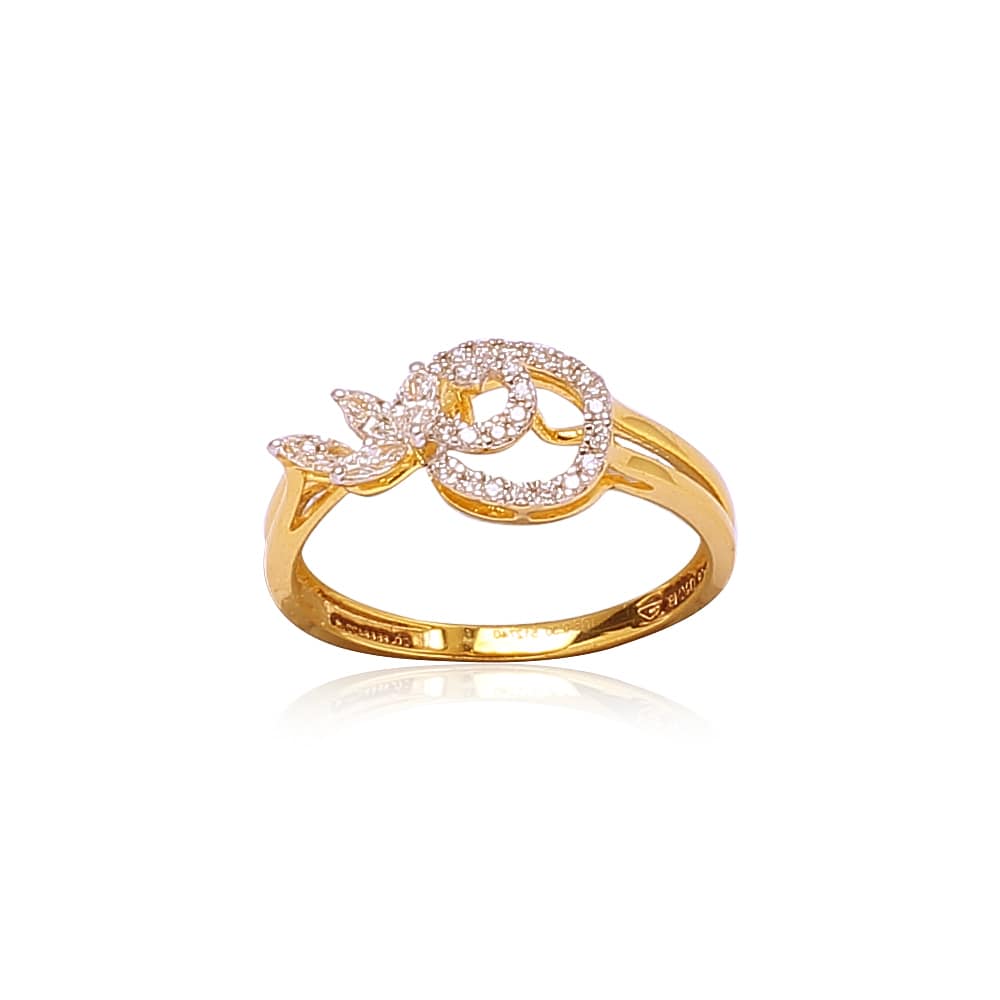 Spiralled Diamond Ring Spiralled Diamond Ring