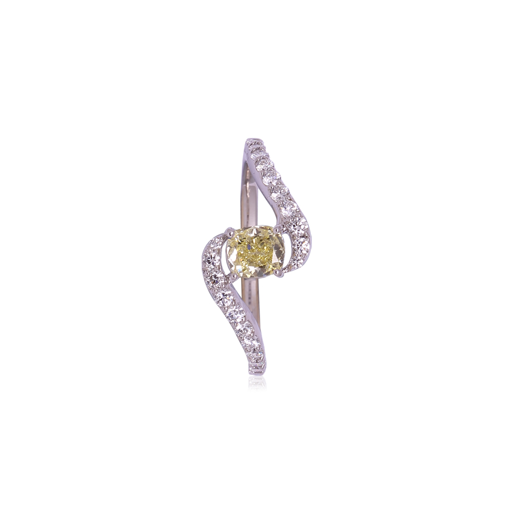 Enchanting Diamond Ring Enchanting Diamond Ring