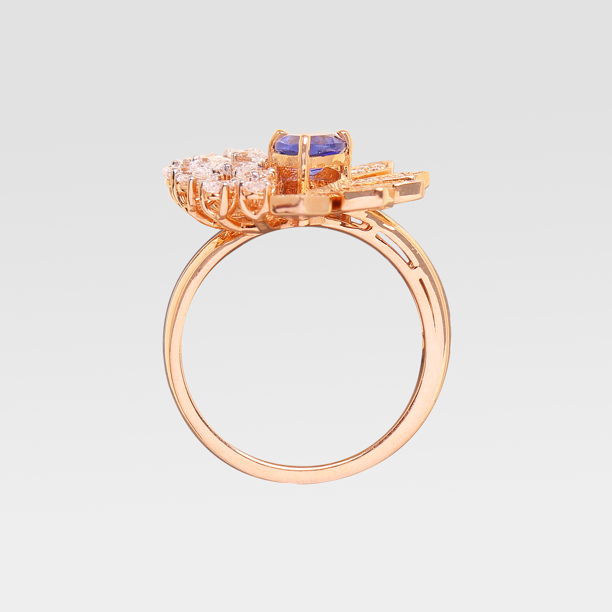 Pristine diamond ring Pristine diamond ring