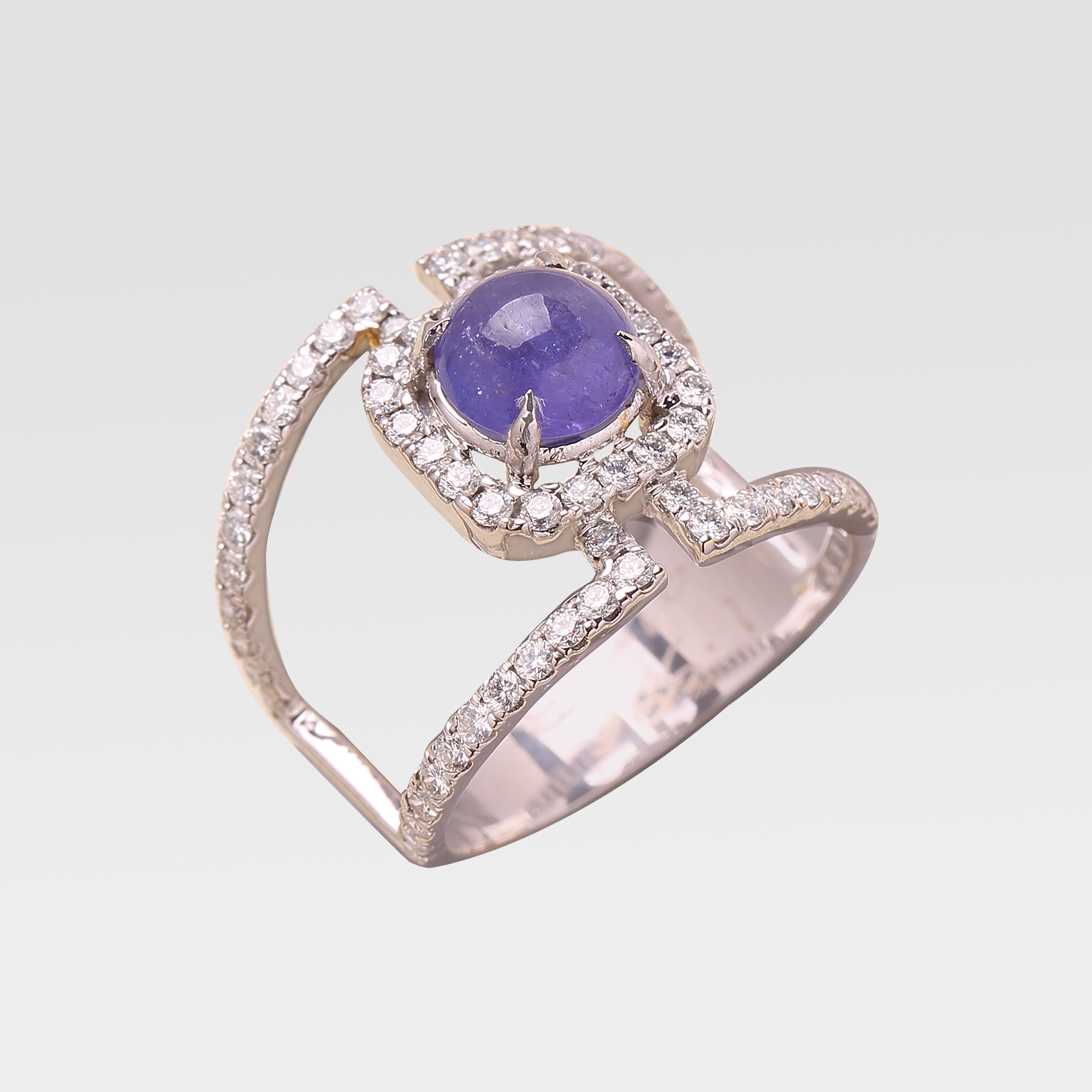 Precious diamond ring Precious diamond ring