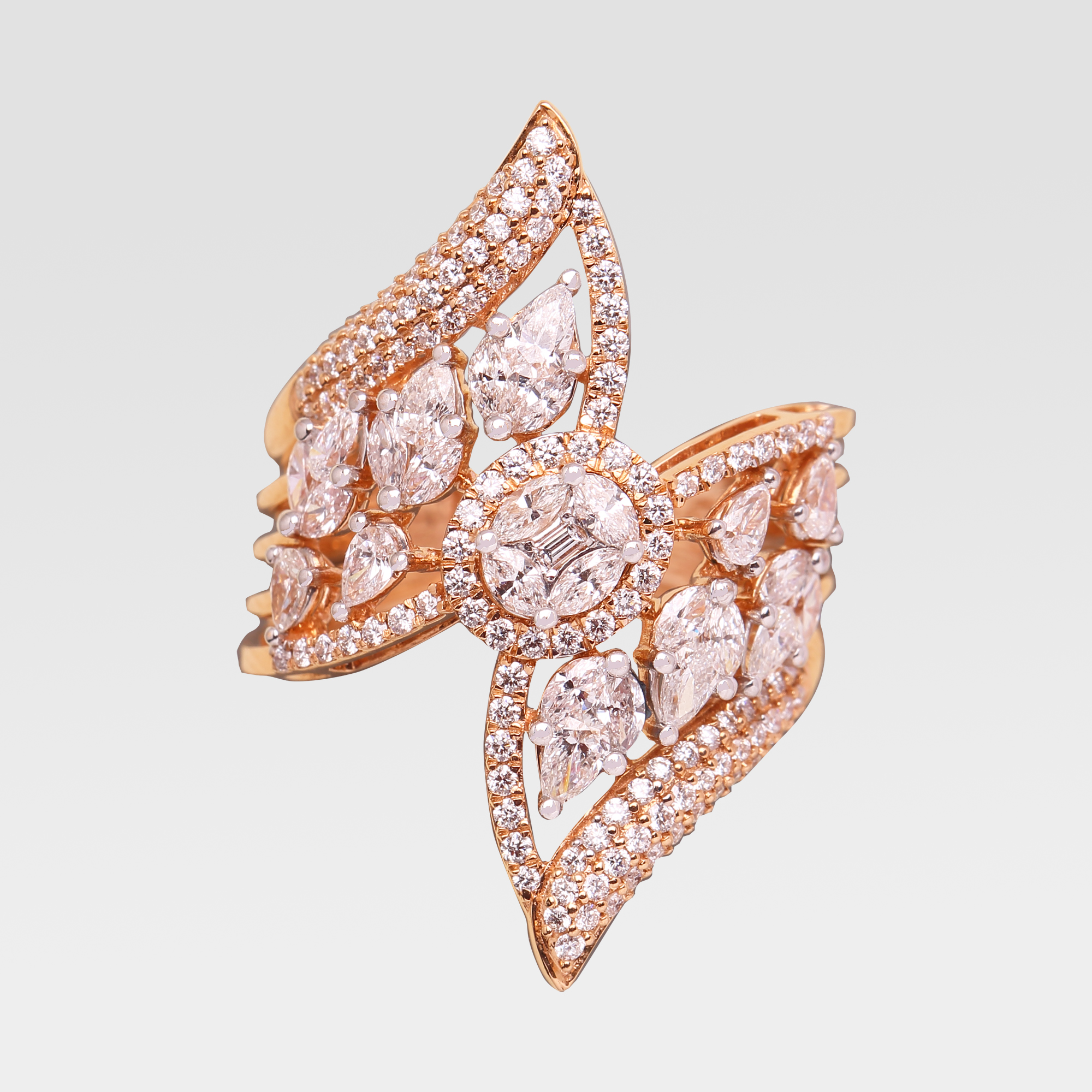 Tiny diamond ring Tiny diamond ring