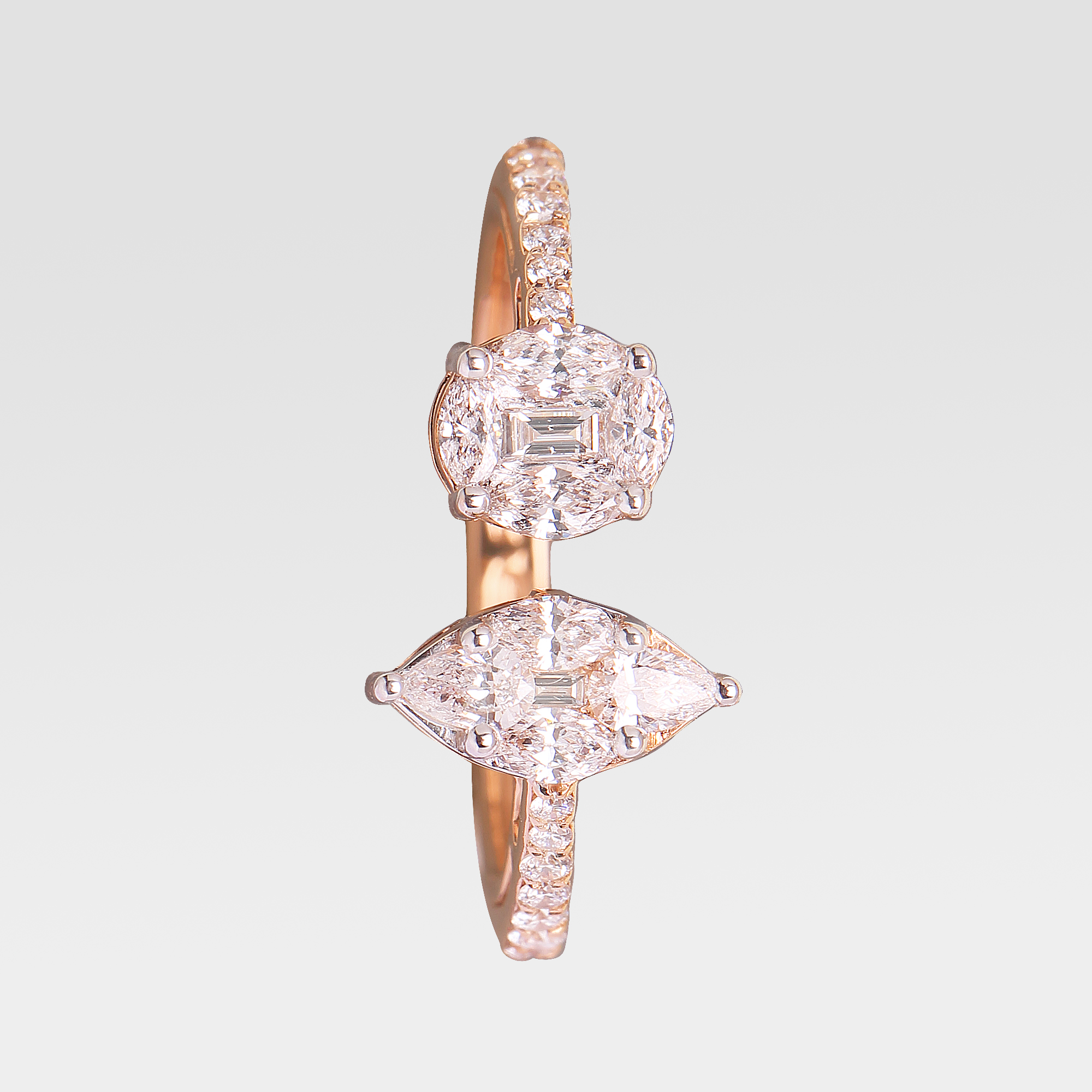 Prestigious diamond ring Prestigious diamond ring