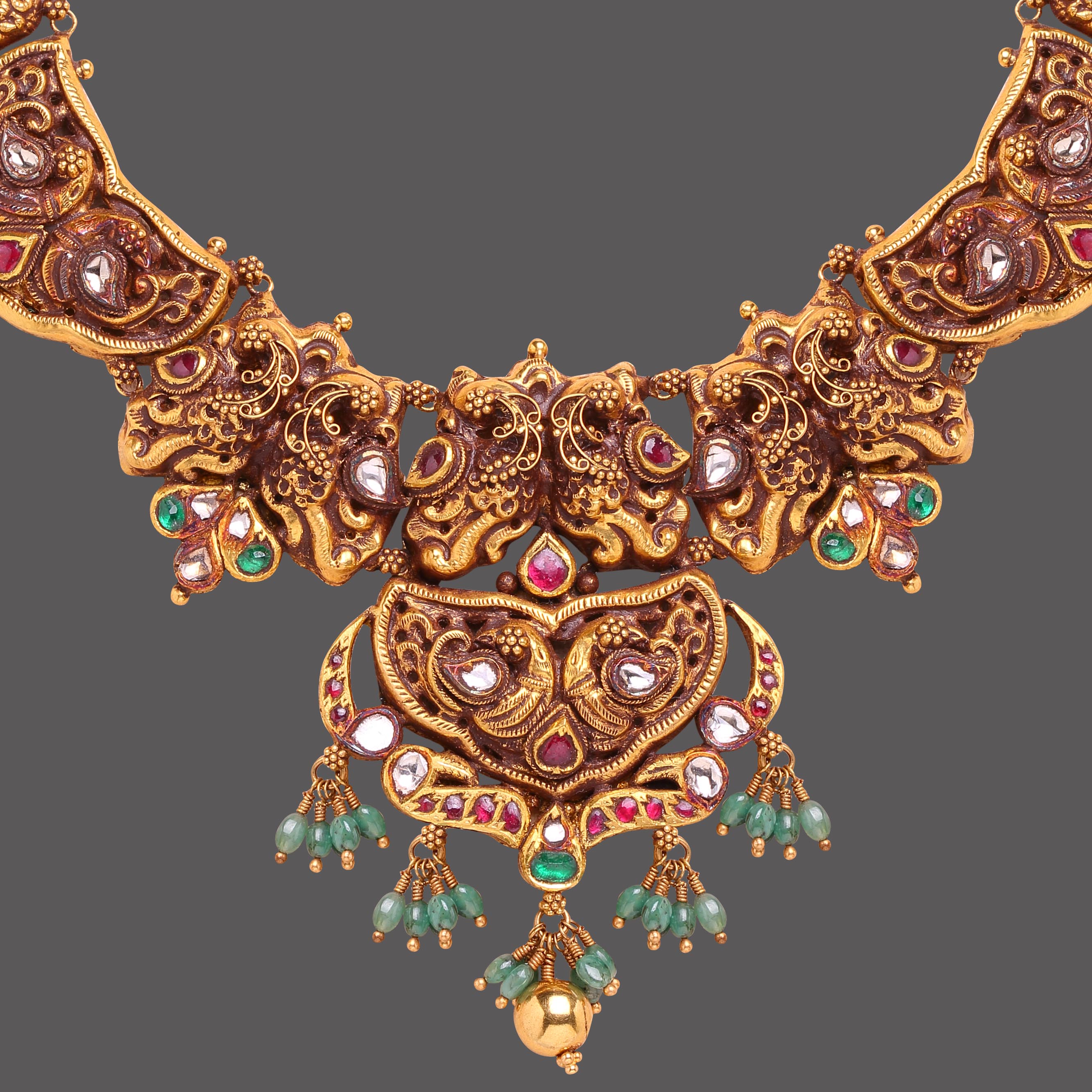 Emerald Studded Gold Necklace Emerald Studded Gold Necklace