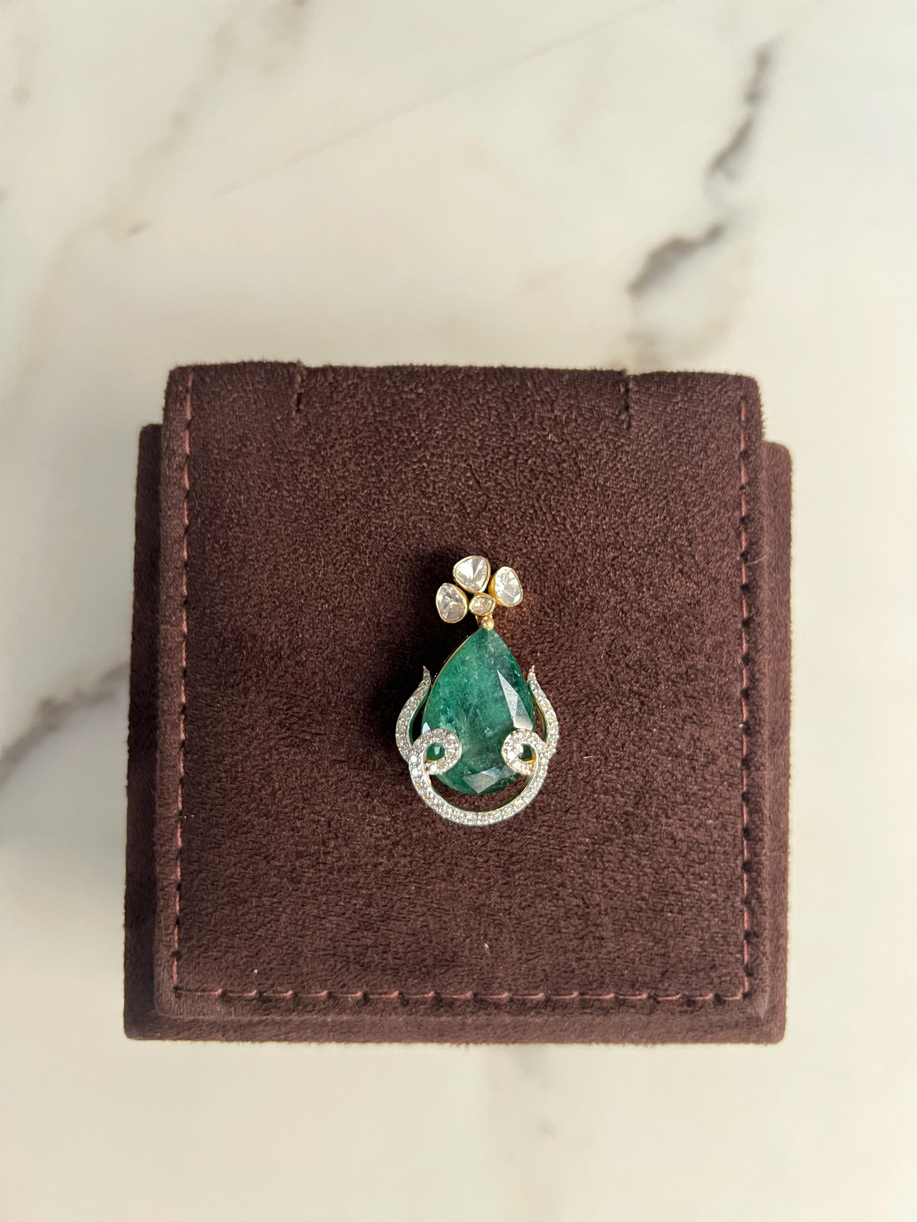 Emerald polki pendant Emerald polki pendant