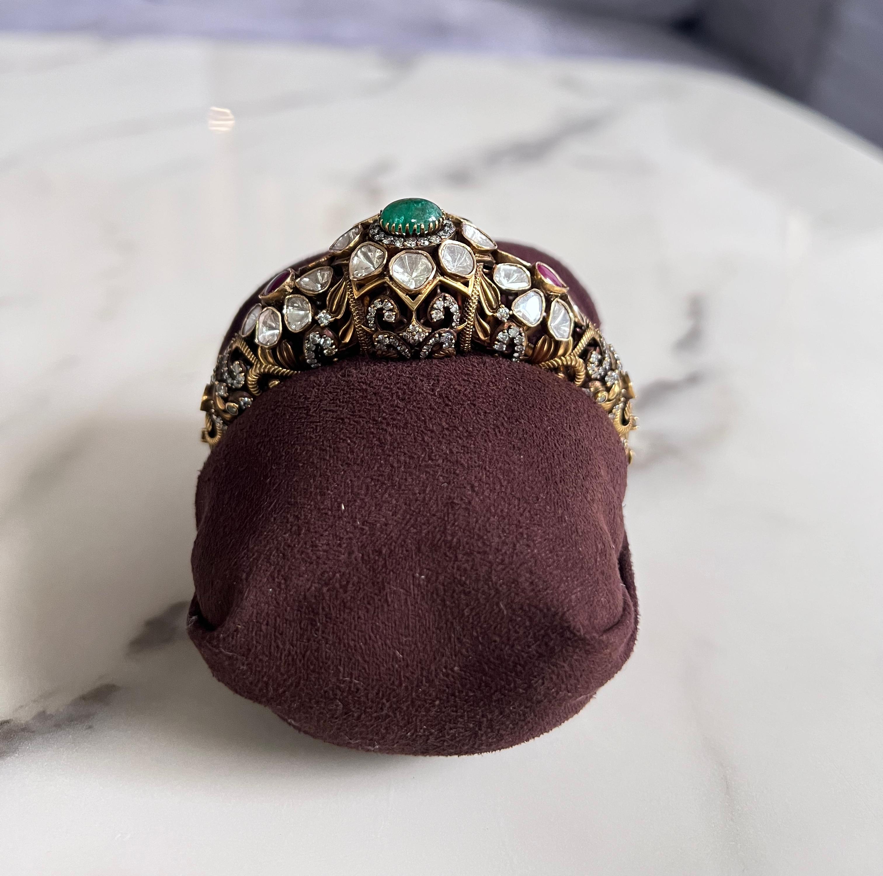 Bold Victorian Polki Kada