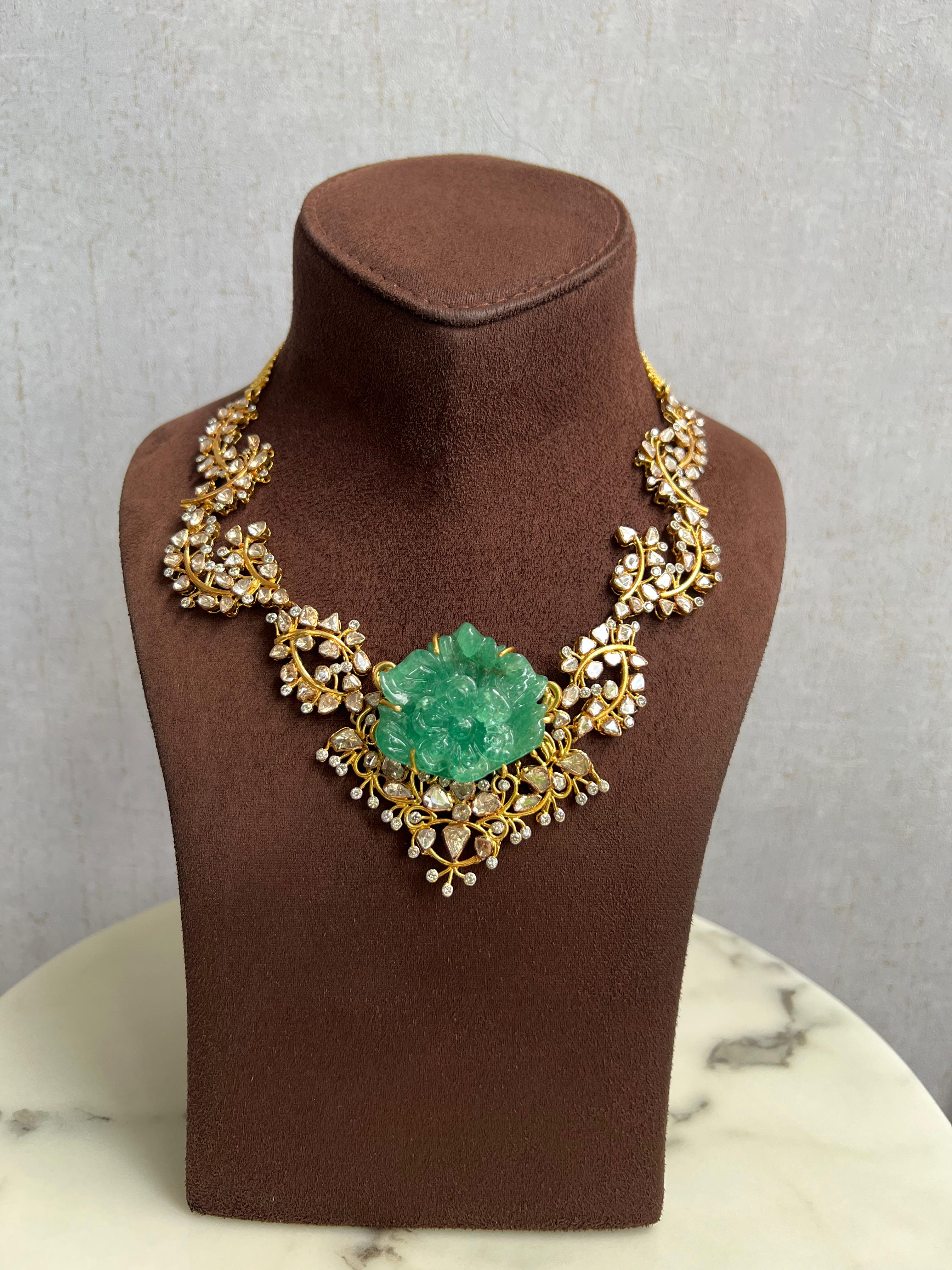 Glimmering Polki Necklace with Emerald