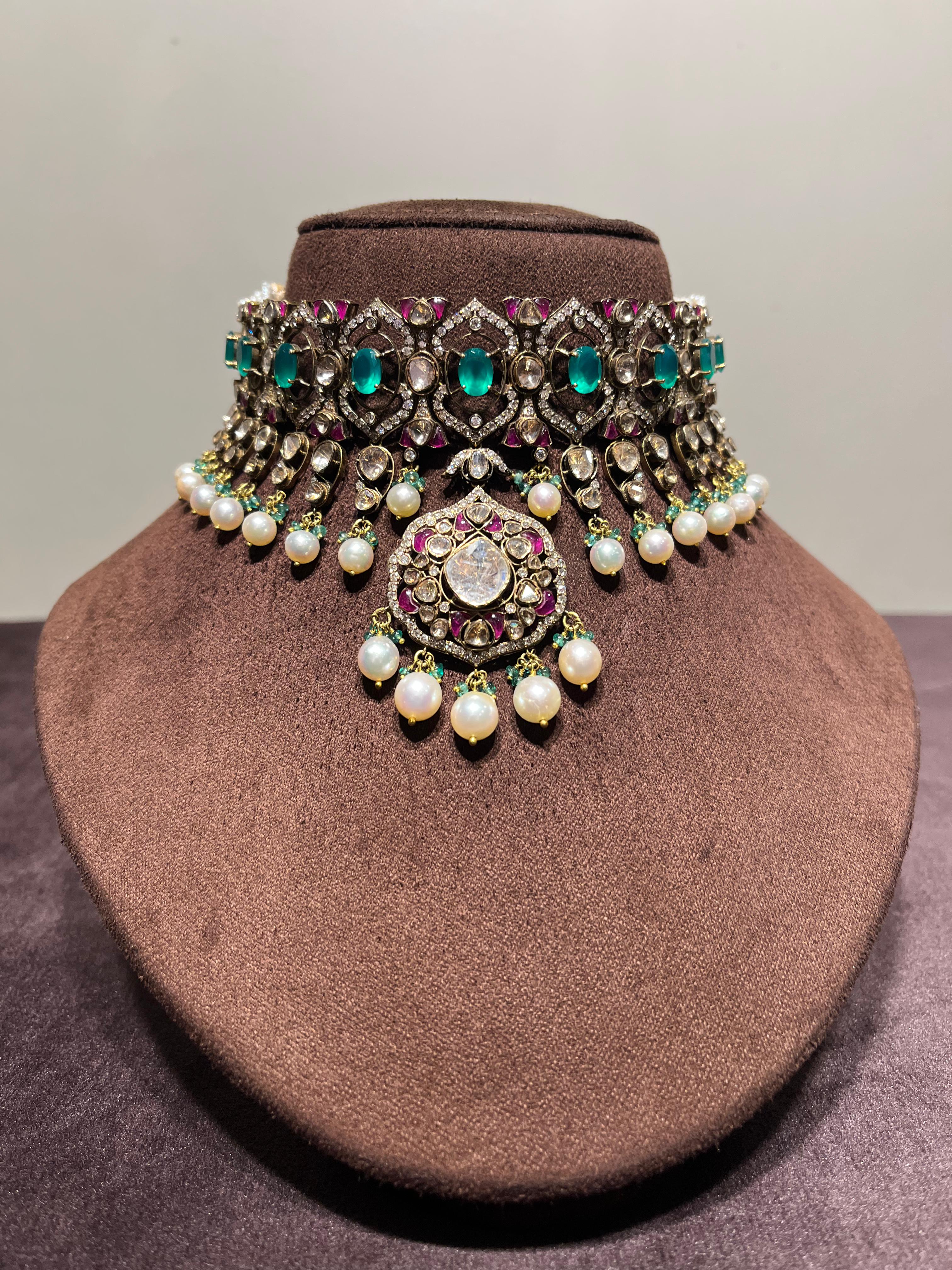 Cocktail Victorian Choker With Emerald and Pearls