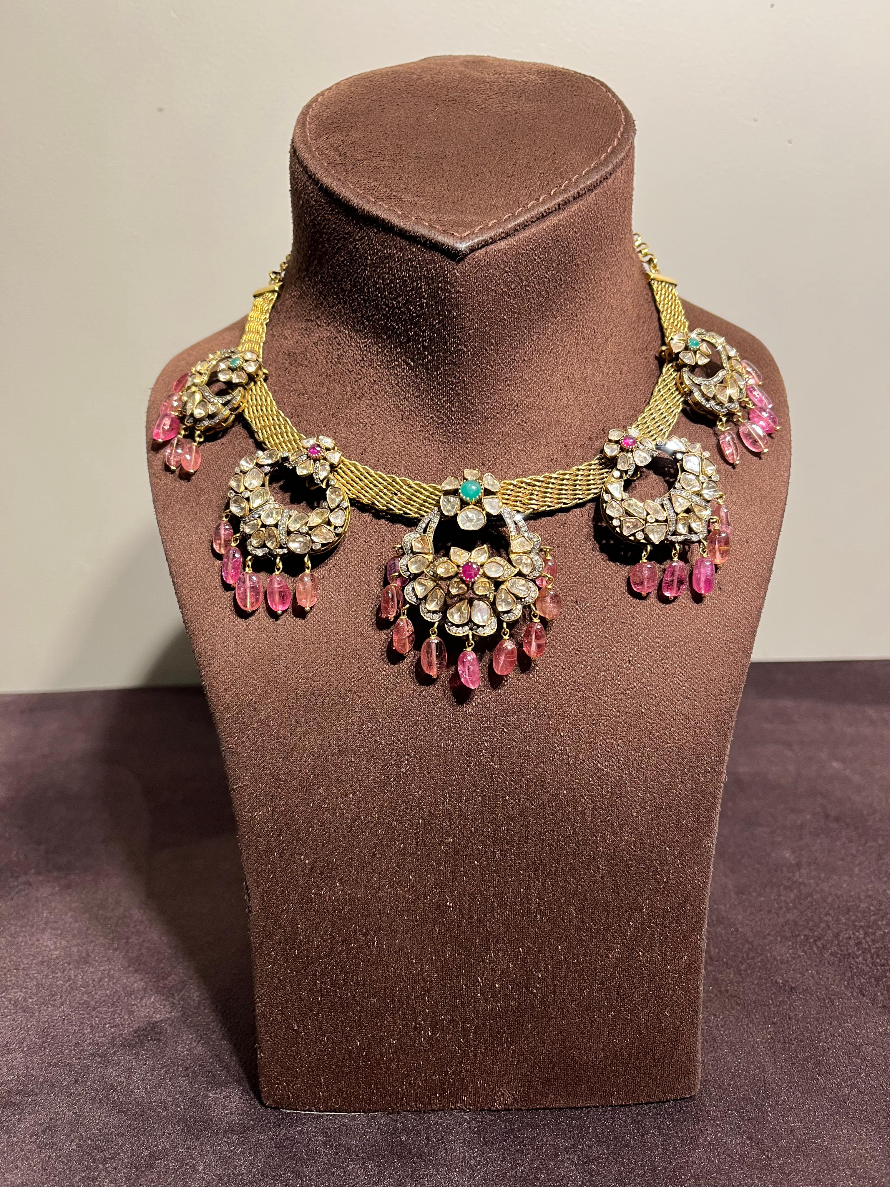 Traditional naan necklace with victorian pendants